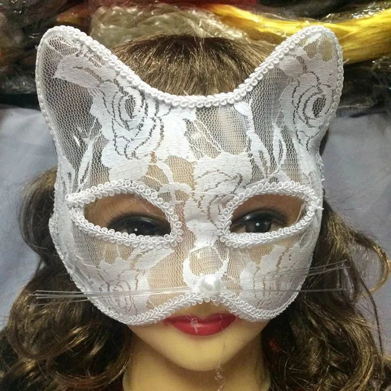Máscara Feminina de Renda Gatinha/Raposa