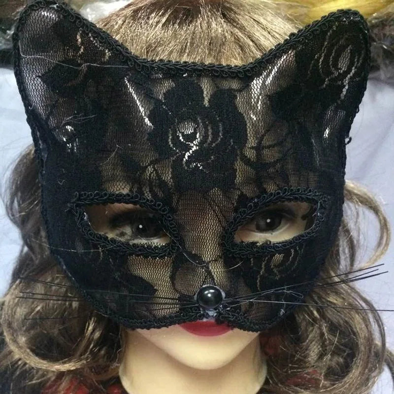 Máscara Feminina de Renda Gatinha/Raposa