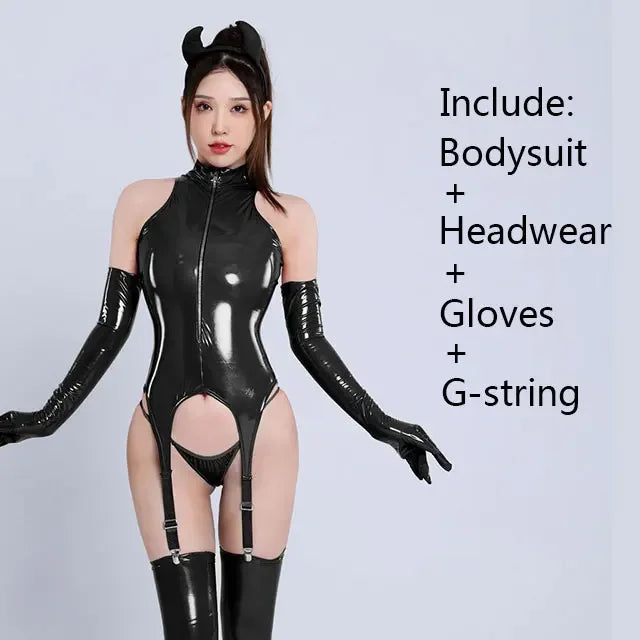 Body Sensual em Material Sintético com Recortes – Design Moderno