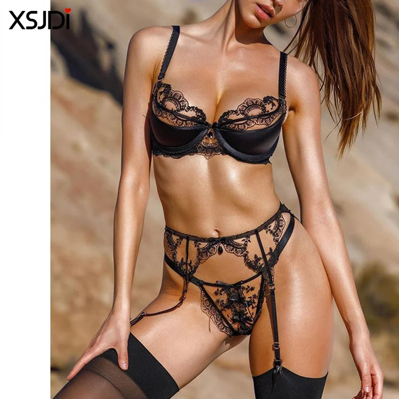 Body Feminino Sensual em Tule Transparente com Tiras