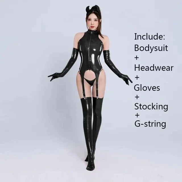 Body Sensual em Material Sintético com Recortes – Design Moderno